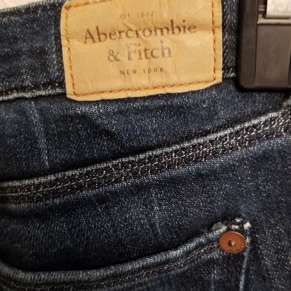 Abercrombie & Fitch jean - Picture 5 of 9